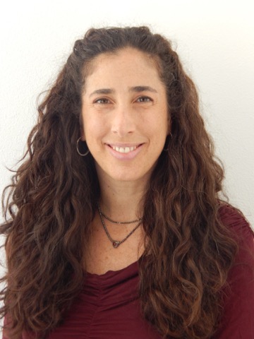 jennifer goldestein headshot photo