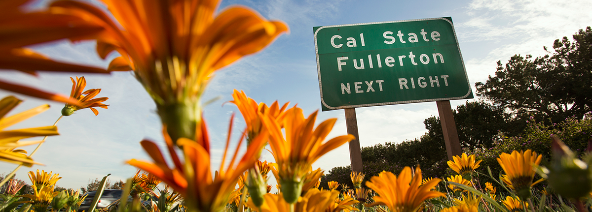 Freeway sign to CSUF