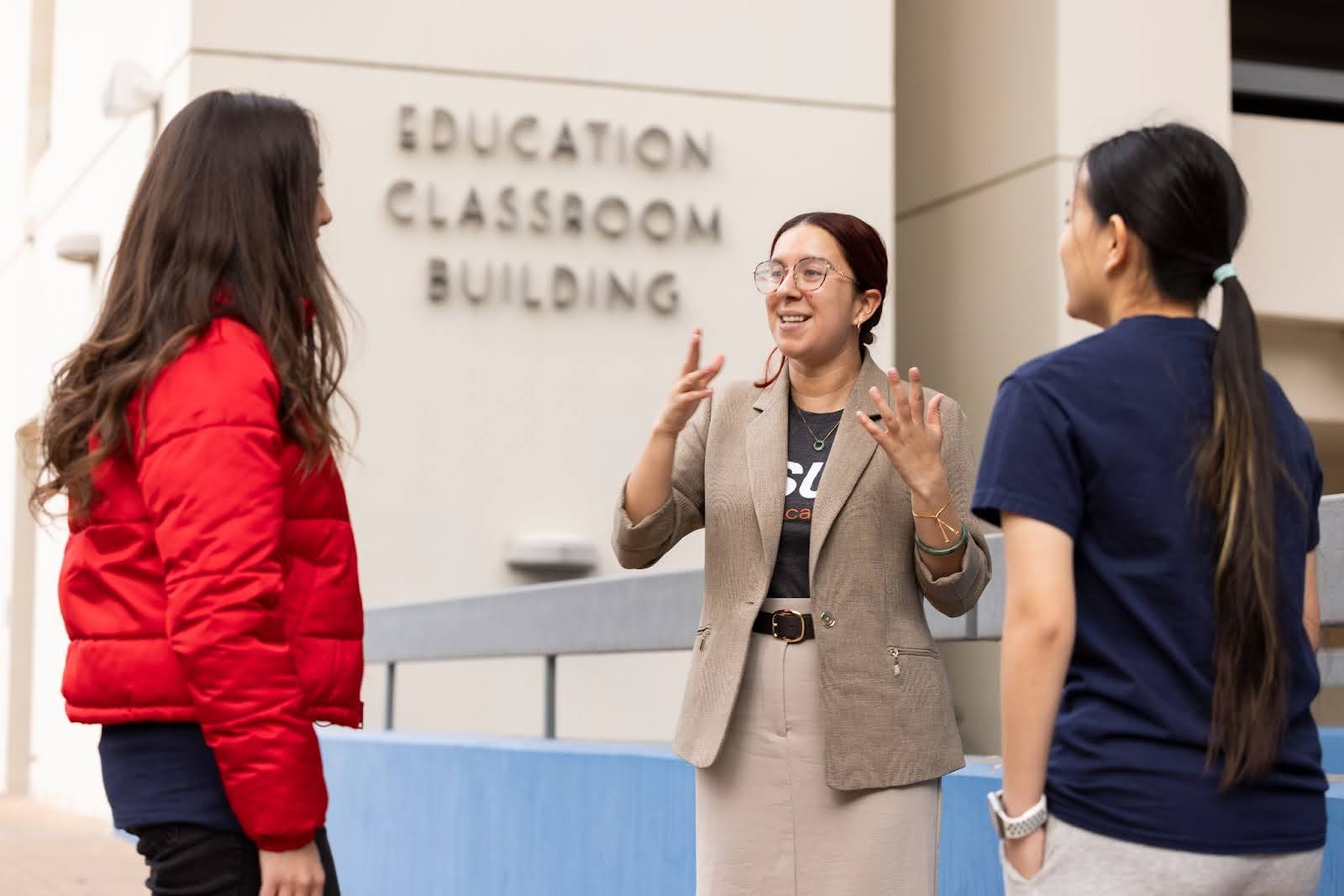 advising support banner